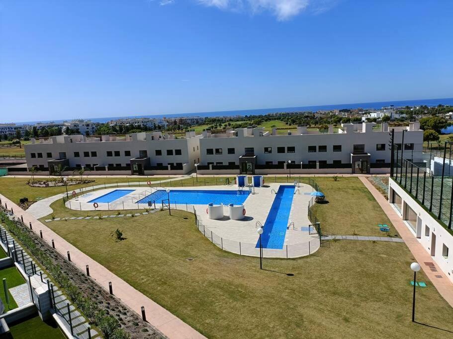 Nuevo Atico Toyo. Vistas Al Mar, Terraza, Solarium, Piscina, A/A, Wifi Y Garaje Apartment El Toyo Bagian luar foto