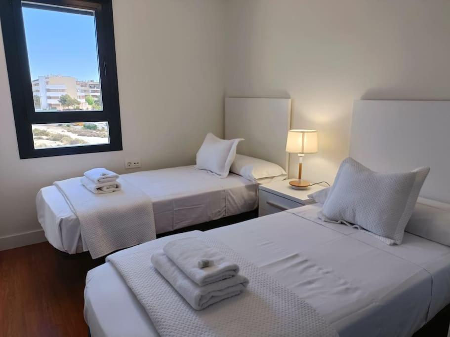 Nuevo Atico Toyo. Vistas Al Mar, Terraza, Solarium, Piscina, A/A, Wifi Y Garaje Apartment El Toyo Bagian luar foto