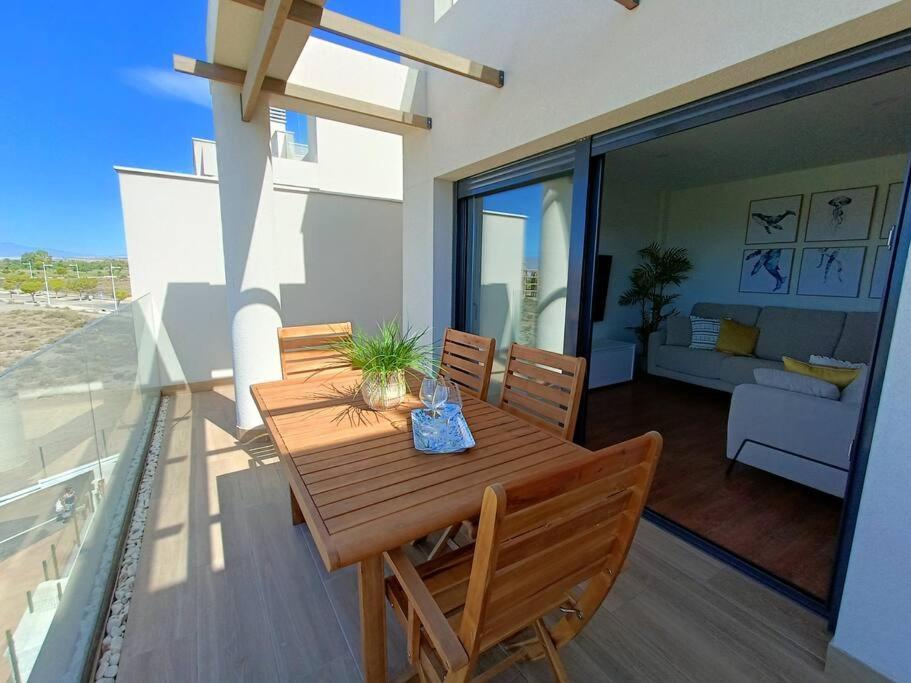 Nuevo Atico Toyo. Vistas Al Mar, Terraza, Solarium, Piscina, A/A, Wifi Y Garaje Apartment El Toyo Bagian luar foto