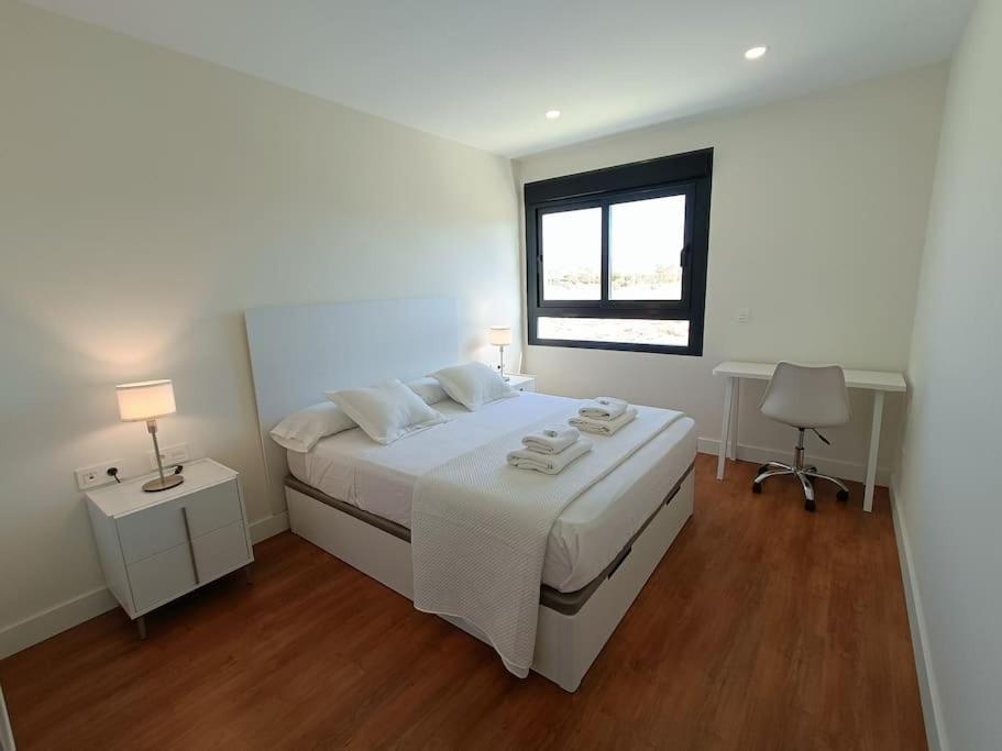 Nuevo Atico Toyo. Vistas Al Mar, Terraza, Solarium, Piscina, A/A, Wifi Y Garaje Apartment El Toyo Bagian luar foto