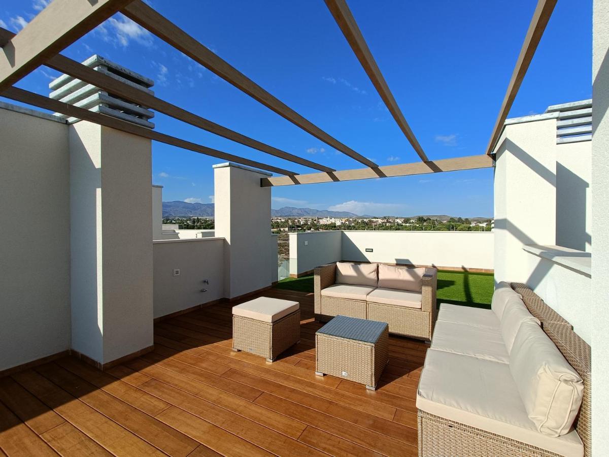 Nuevo Atico Toyo. Vistas Al Mar, Terraza, Solarium, Piscina, A/A, Wifi Y Garaje Apartment El Toyo Bagian luar foto